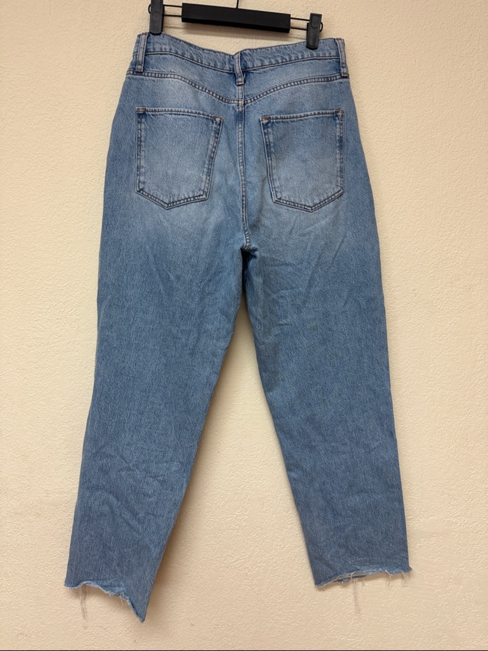Triarchy womans Light Blue Distressed straight leg Jeans size 29 - Picture 5 of 5